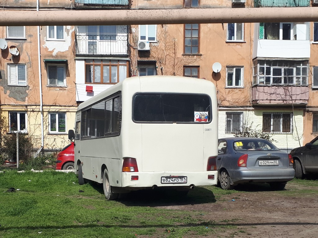 Республика Крым, Hyundai County SWB C08 (РЗГА) № В 824 РО 161