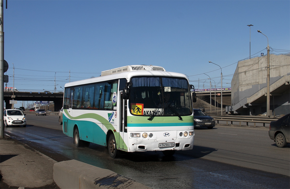 Красноярский край, Hyundai New Super AeroTown № Р 741 МН 124