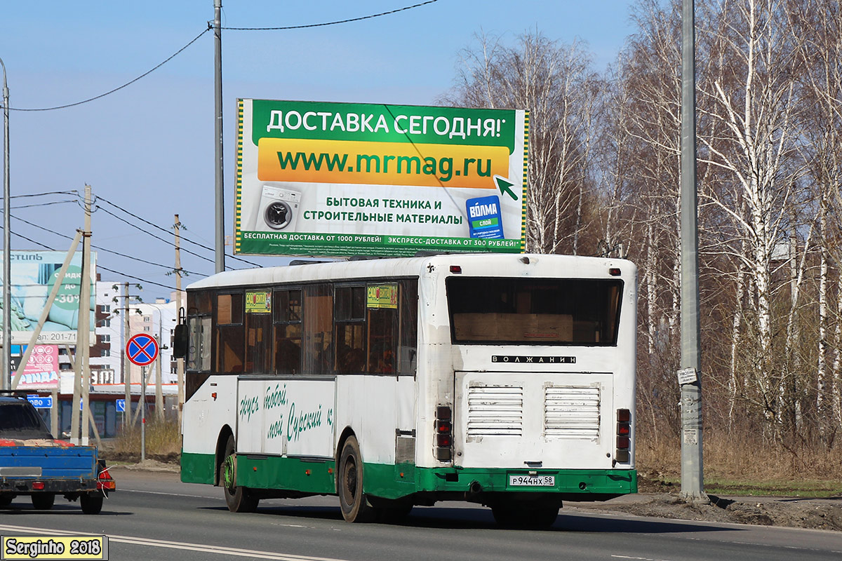 Пензенская область, Волжанин-5270-10-04 № Р 944 НХ 58