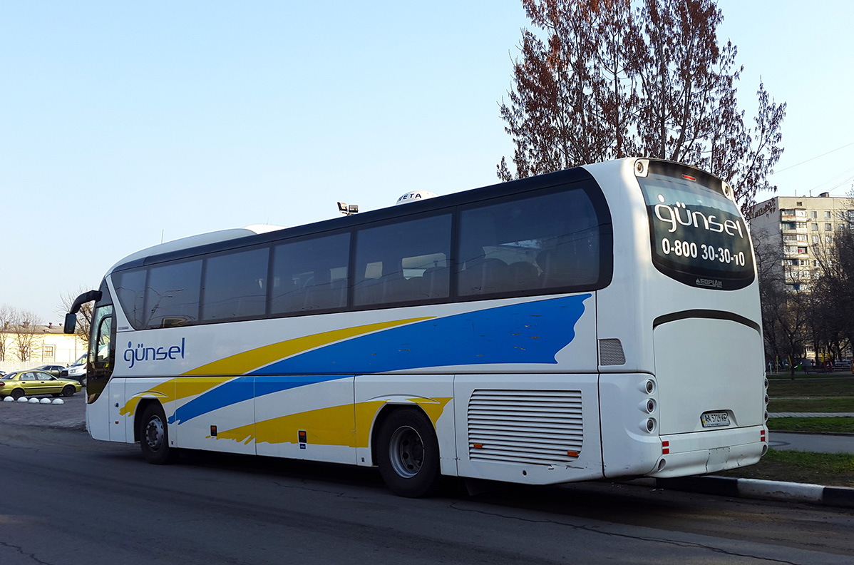 Киев, Neoplan P21 N2216SHD Tourliner SHD № AA 5729 KP