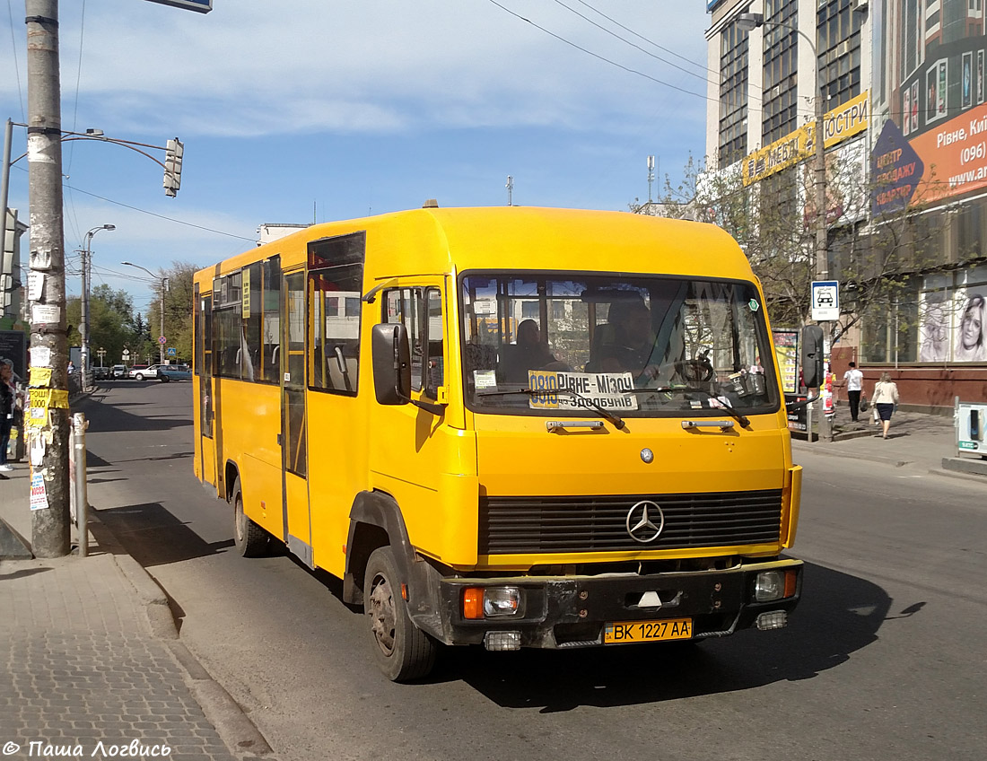 Rovno region, Striy Avto A075 # BK 1227 AA — Φωτογραφία — Μεταφορά με  λεωφορείο