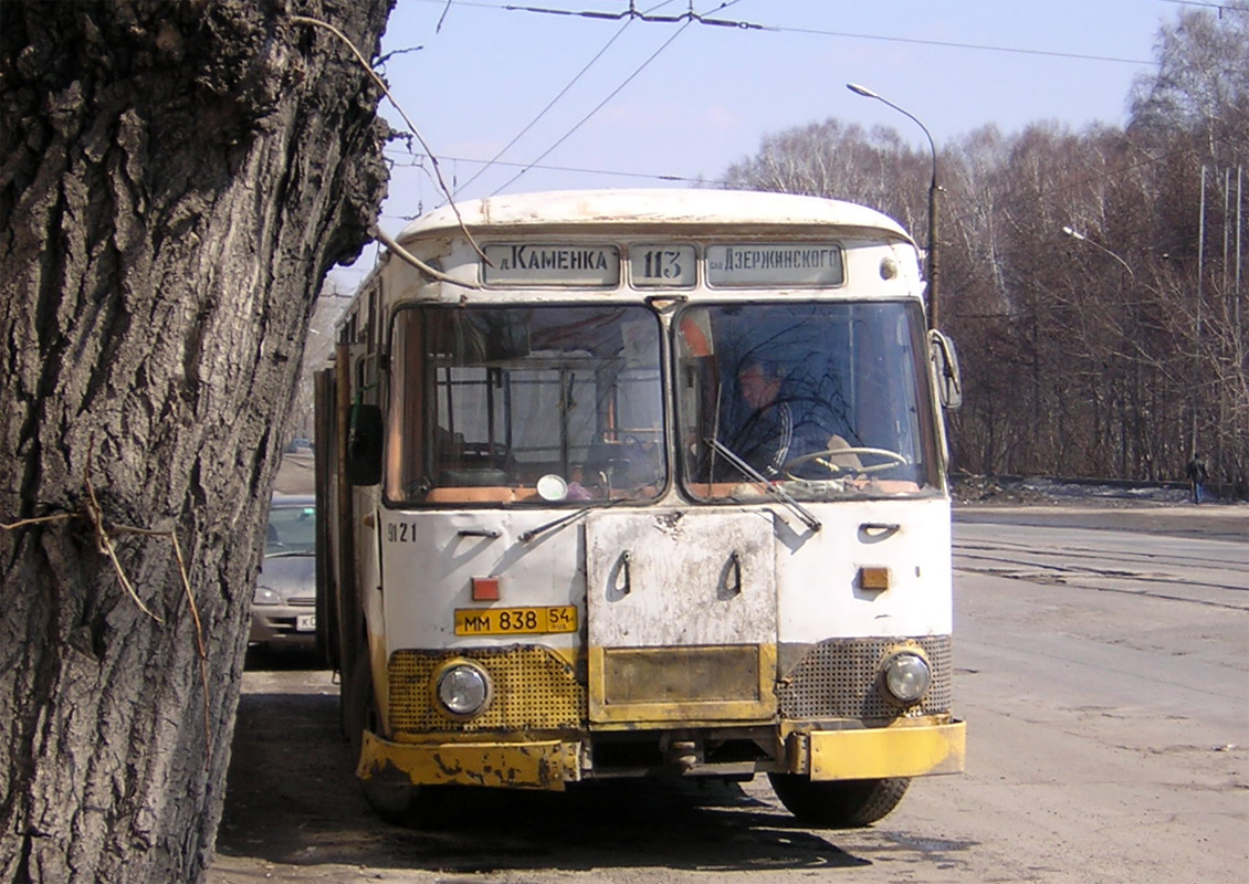 Novosibirsk region, LiAZ-677M č. 9121