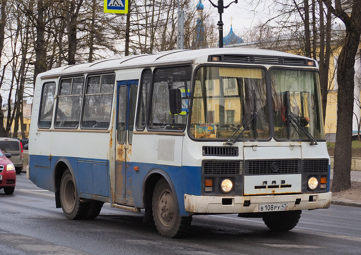 Ленинградская область, ПАЗ-3205 (00) № В 108 РУ 47