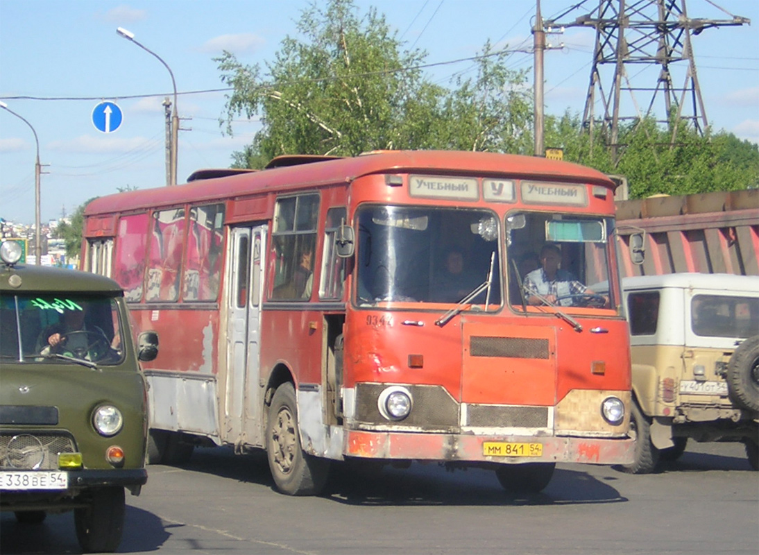 Novosibirsk region, LiAZ-677M Nr. 9342