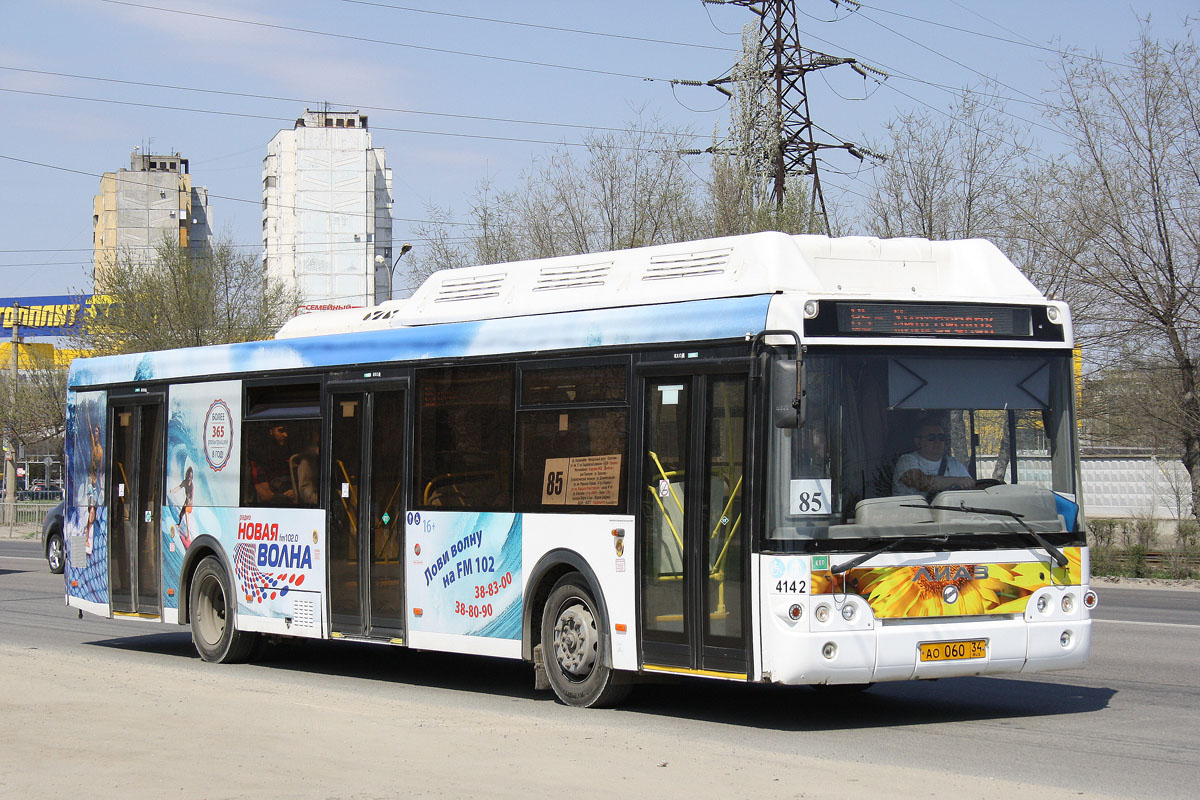 Волгоградская область, ЛиАЗ-5292.67 (CNG) № 4142