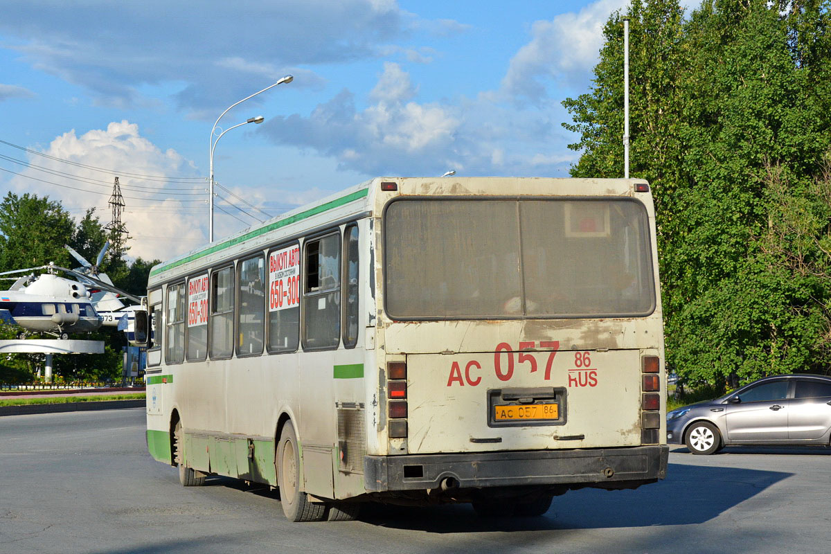 Ханты-Мансийский АО, ЛиАЗ-5256.00 № 1066