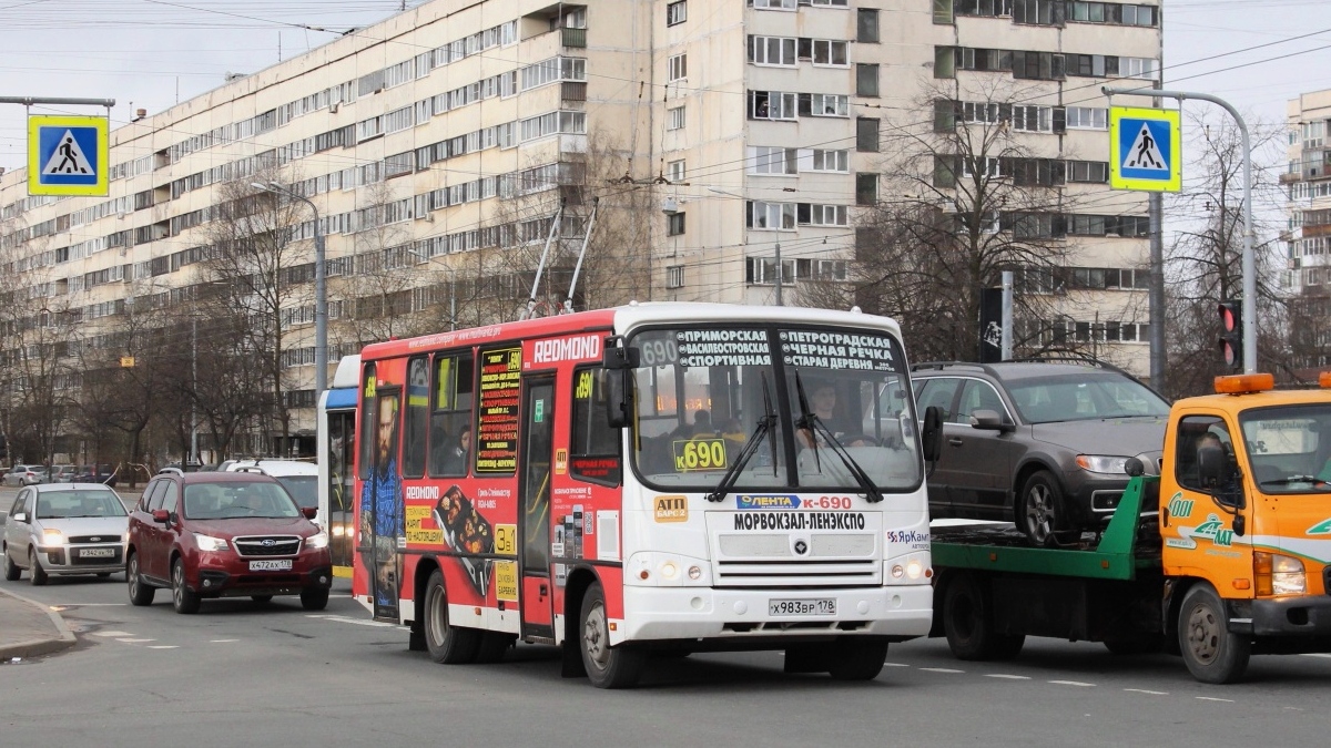 Санкт-Петербург, ПАЗ-320402-05 № Х 983 ВР 178