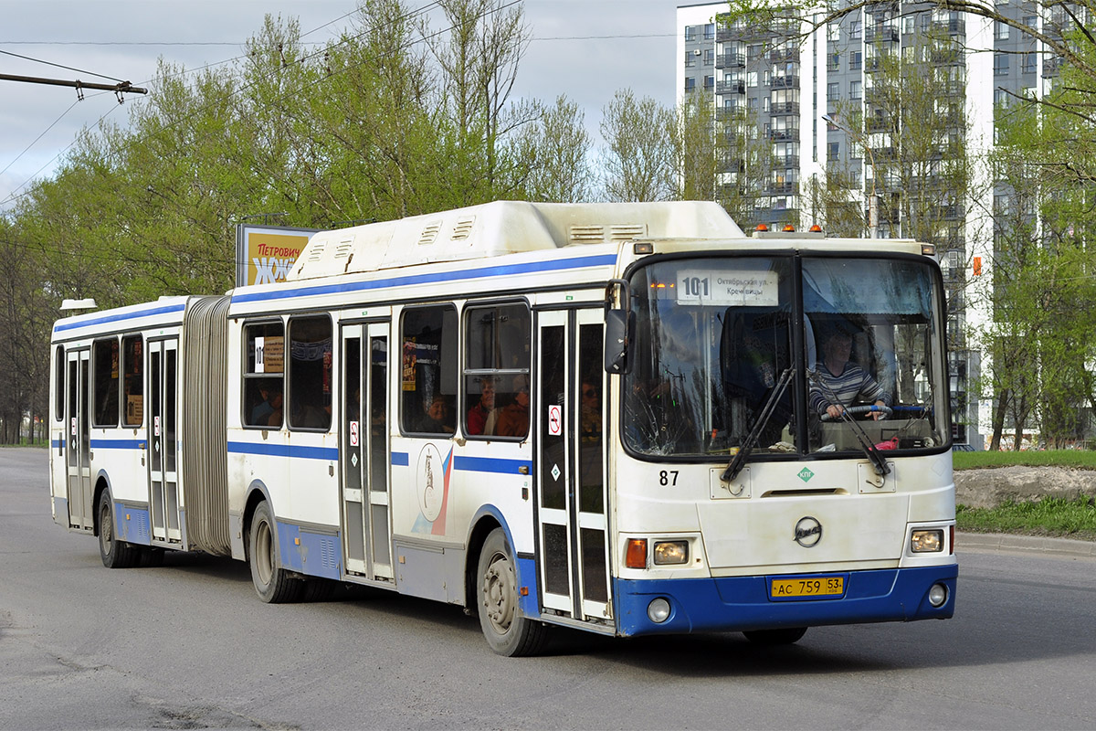 Новгородская область, ЛиАЗ-6212.70 № 8528