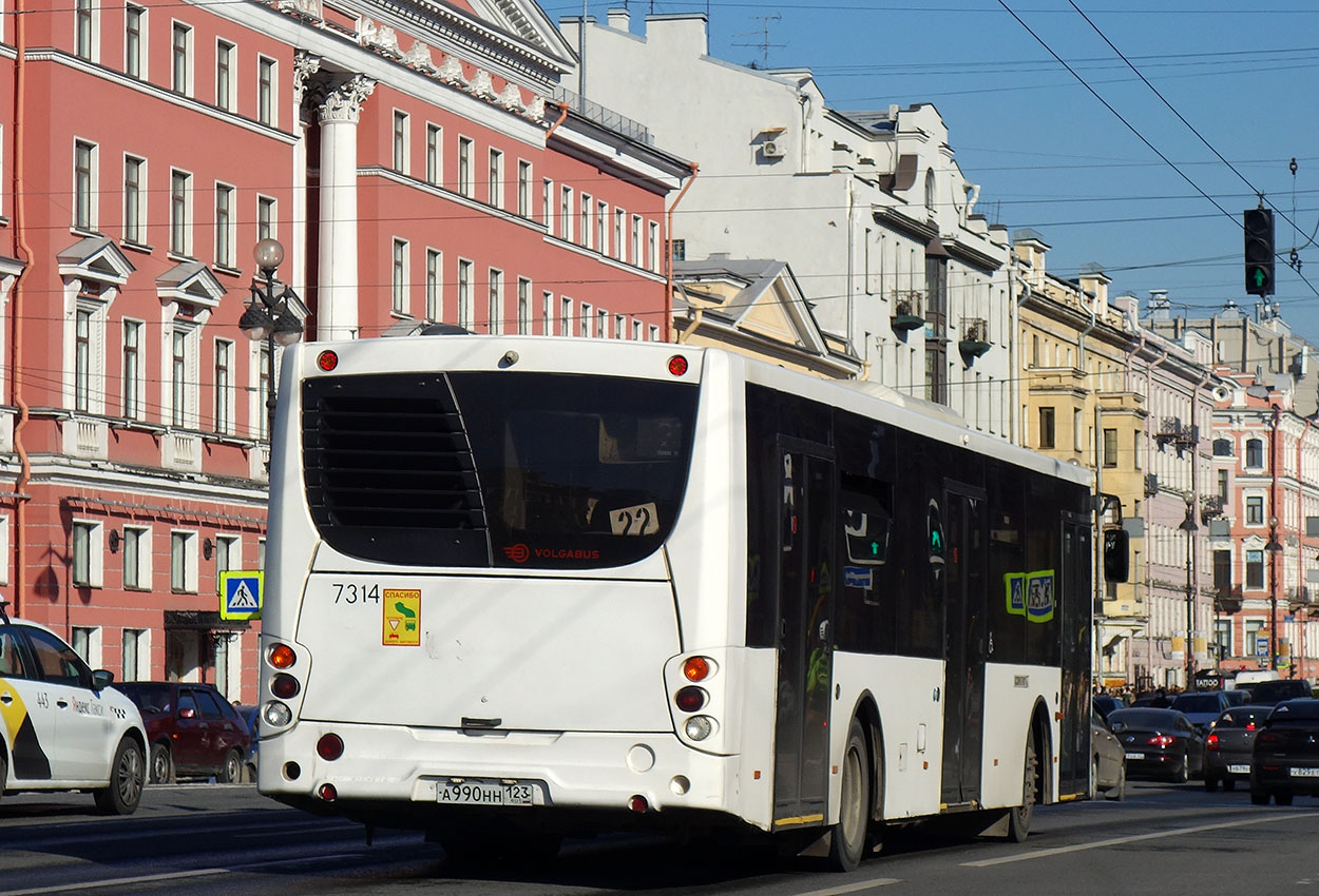Sankt Petersburg, Volgabus-5270.05 Nr. 7314