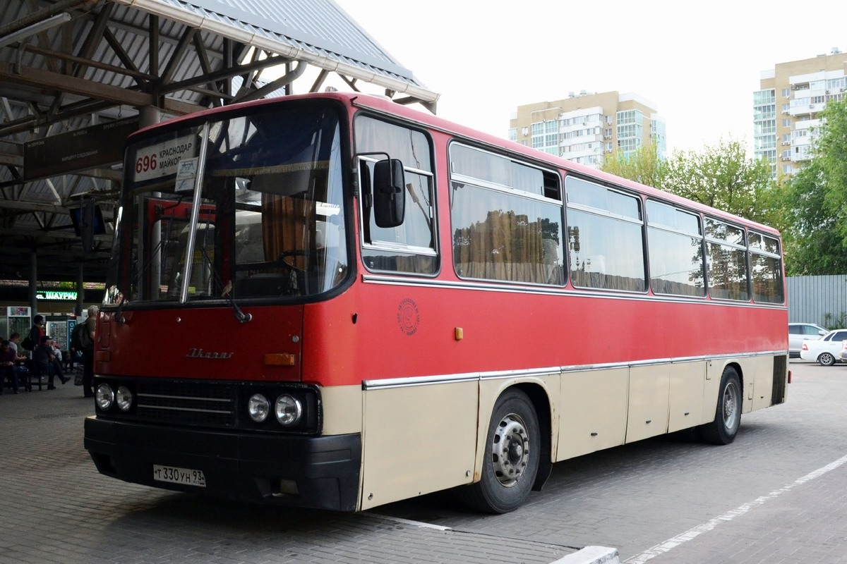 Адыгея, Ikarus 256.74 № Т 330 УН 93