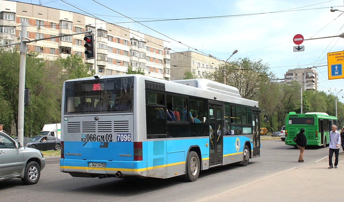 Алматы, Yutong ZK6118HGA № 7096