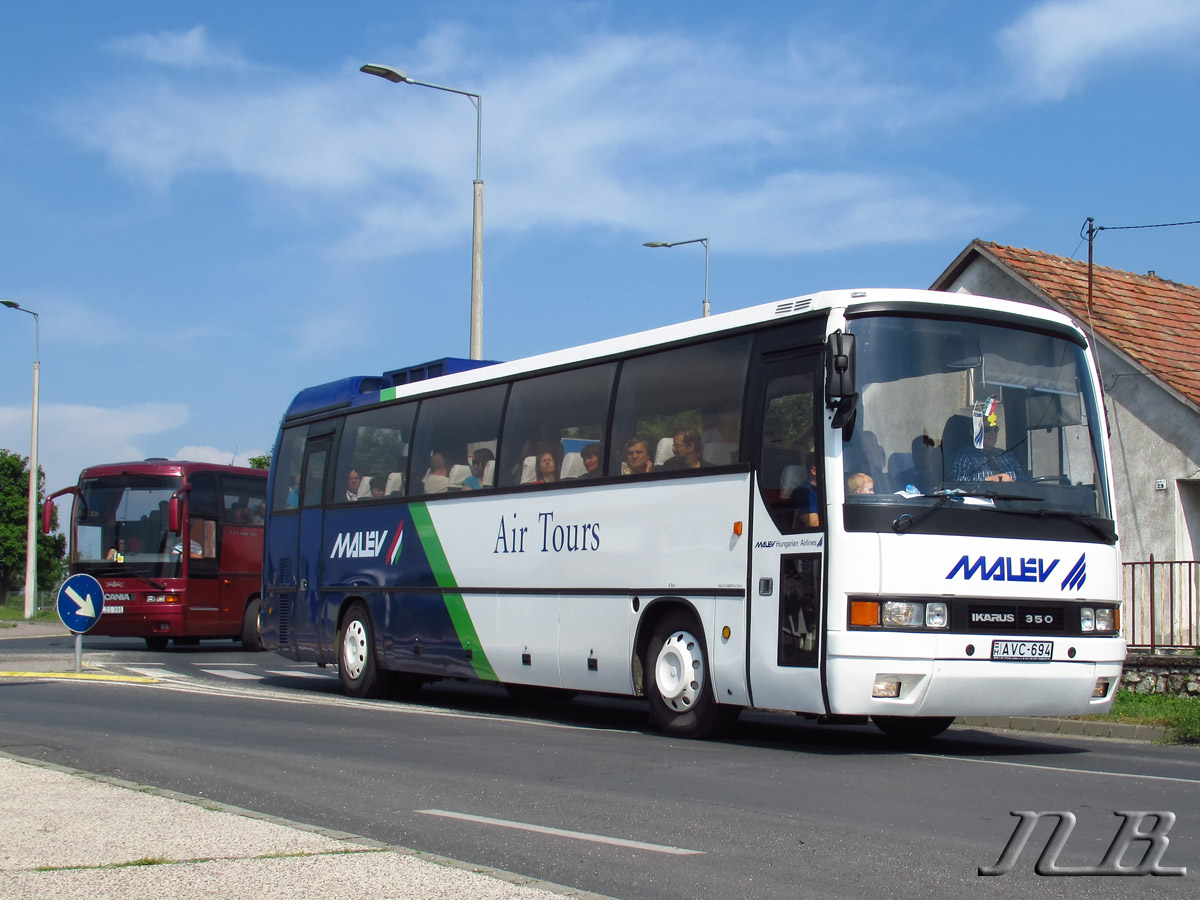 Maďarsko, Ikarus 350.02 č. AVC-694; Maďarsko — II. Nemzetközi Ikarus Találkozó, Tapolca (2018)