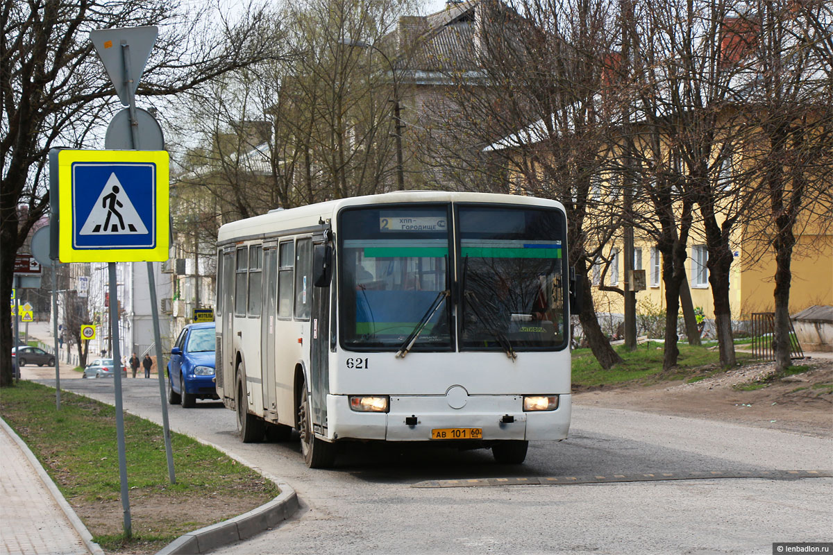 Псковская область, Mercedes-Benz O345 № 621