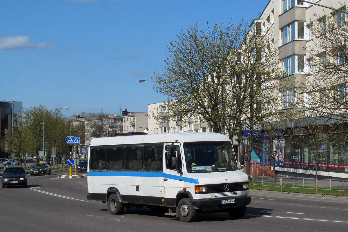 Литва, Mercedes-Benz T2 711D № DZF 673