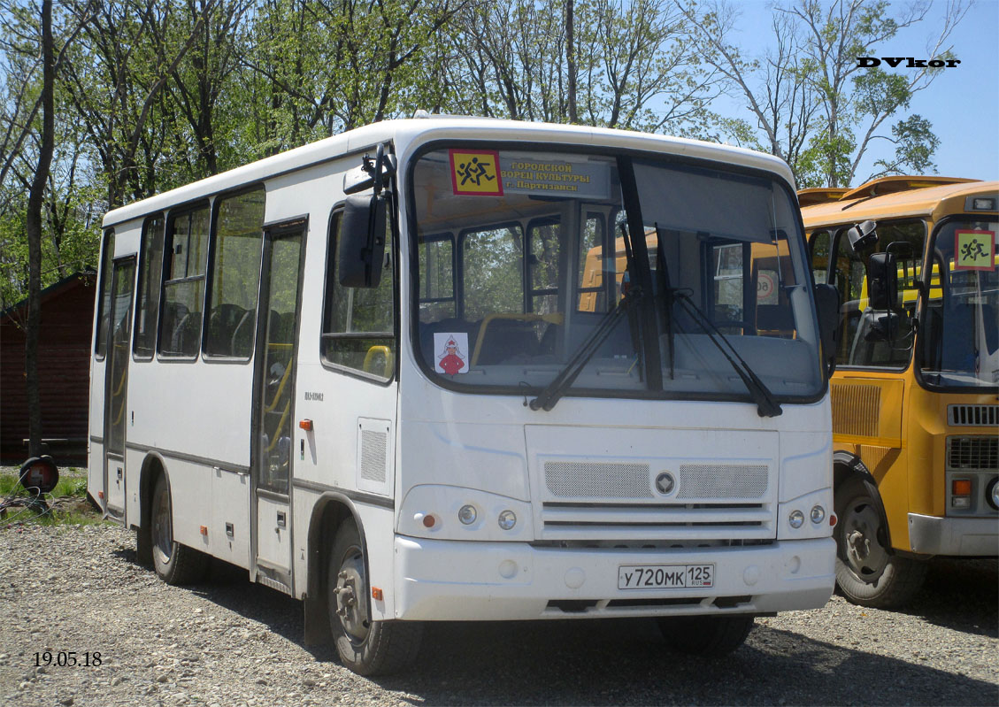 Приморский край, ПАЗ-320402-04 № У 720 МК 125