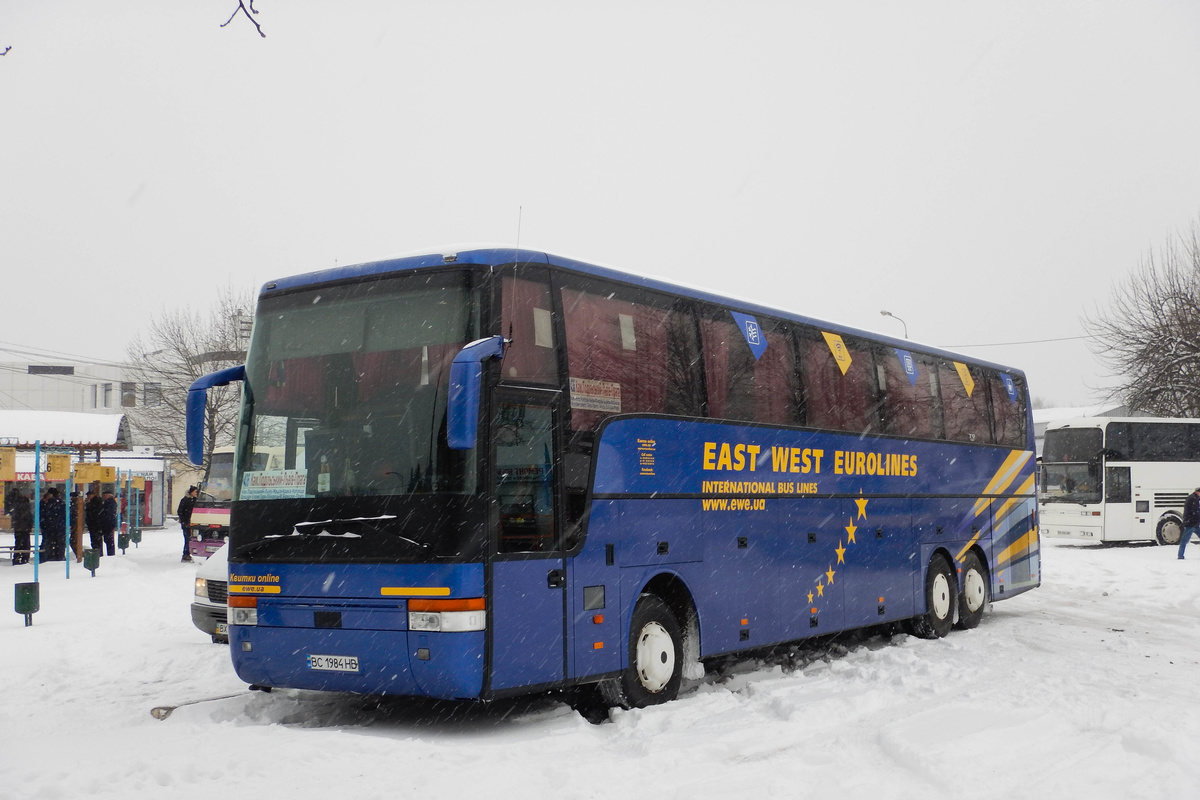 Львовская область, Van Hool T916 Astron № BC 1984 HB