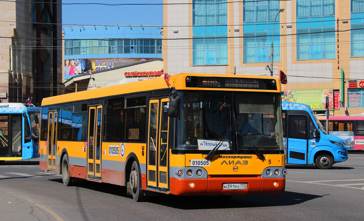 Moskau, LiAZ-5292.22 (2-2-2) Nr. 010505