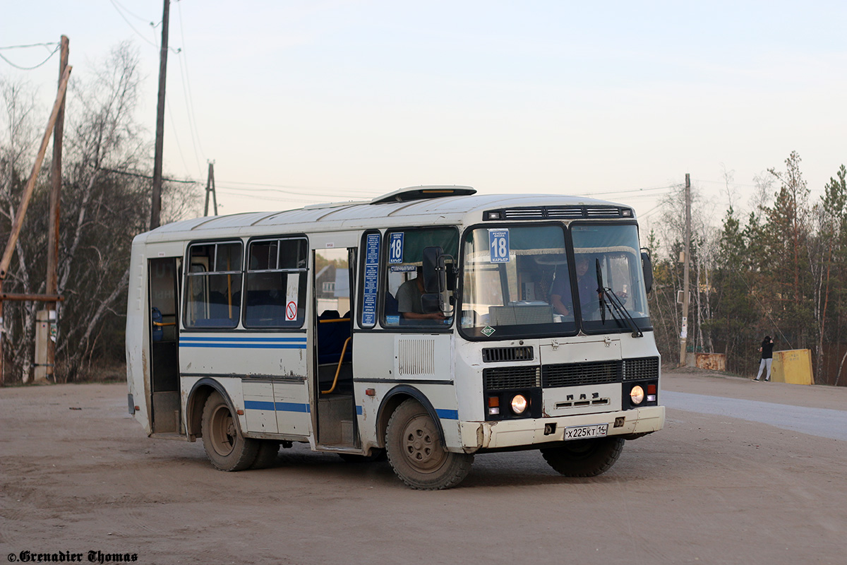 Sakha (Yakutia), PAZ-32054 # Х 225 КТ 14