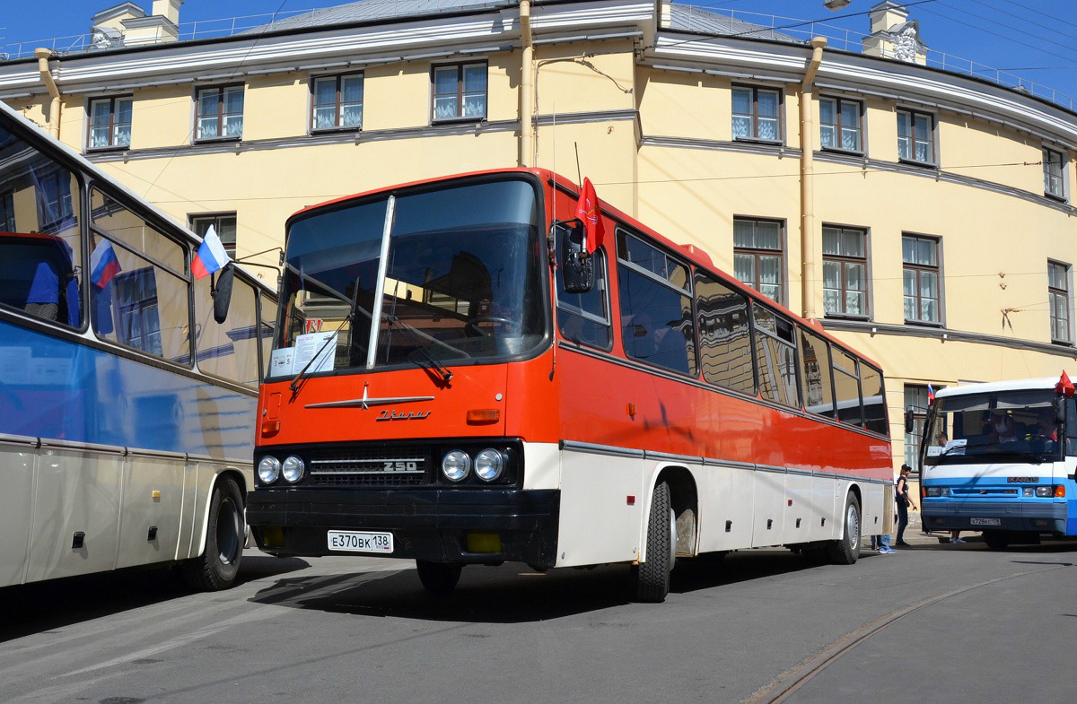 Санкт-Петербург, Ikarus 250.93 № Е 370 ВК 138