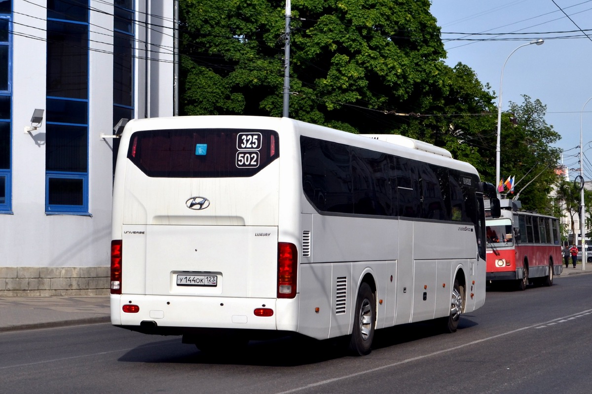 Краснодарский край, Hyundai Universe Space Luxury № У 144 ОК 123