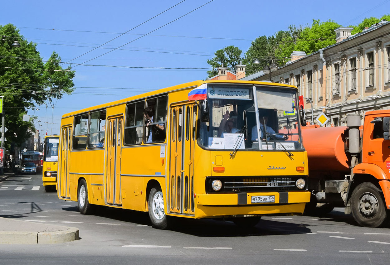 Волгоградская область, Ikarus 260.50 № В 795 ВК 134; Санкт-Петербург — IV Петербургский парад ретро-транспорта 26 мая 2018 г.