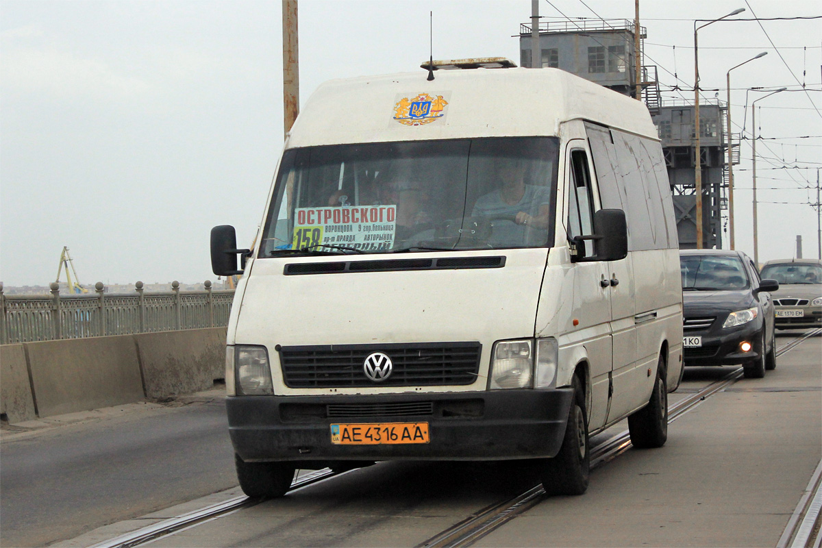 Днепропетровская область, Volkswagen LT35 № AE 4316 AA