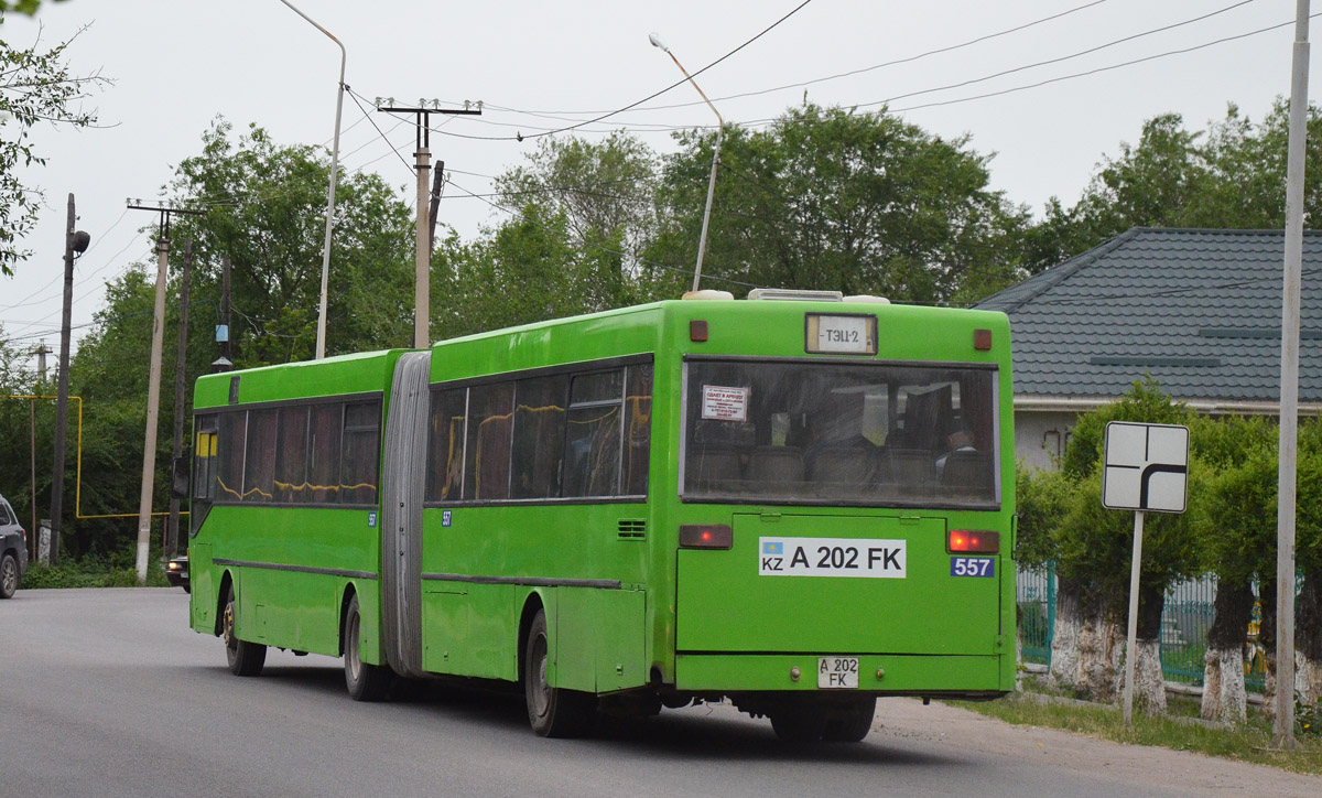 Алматы, Mercedes-Benz O405G № 557