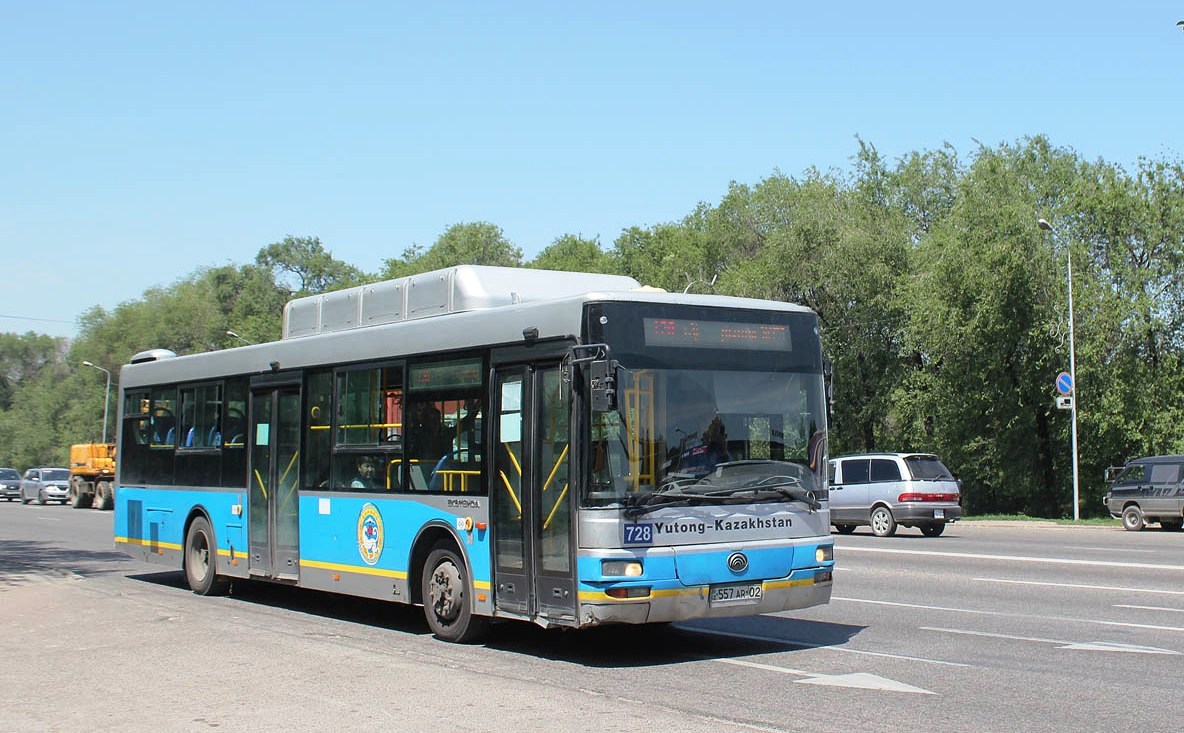 Алматы, Yutong ZK6118HGA № 728