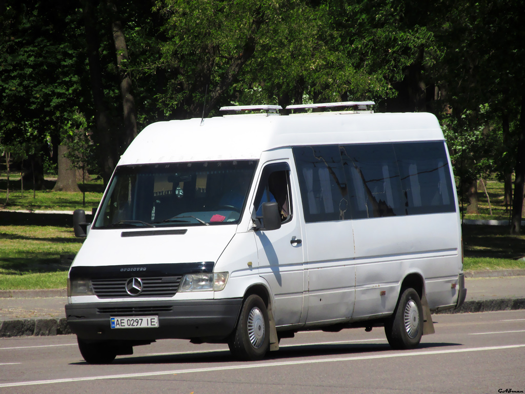 Dnipropetrovská oblast, Mercedes-Benz Sprinter W903 310D č. AE 0297 IE