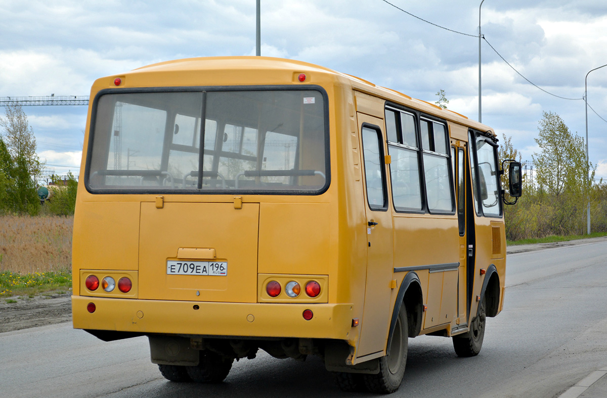 Тюменская область, ПАЗ-32053-60 № Е 709 ЕА 196