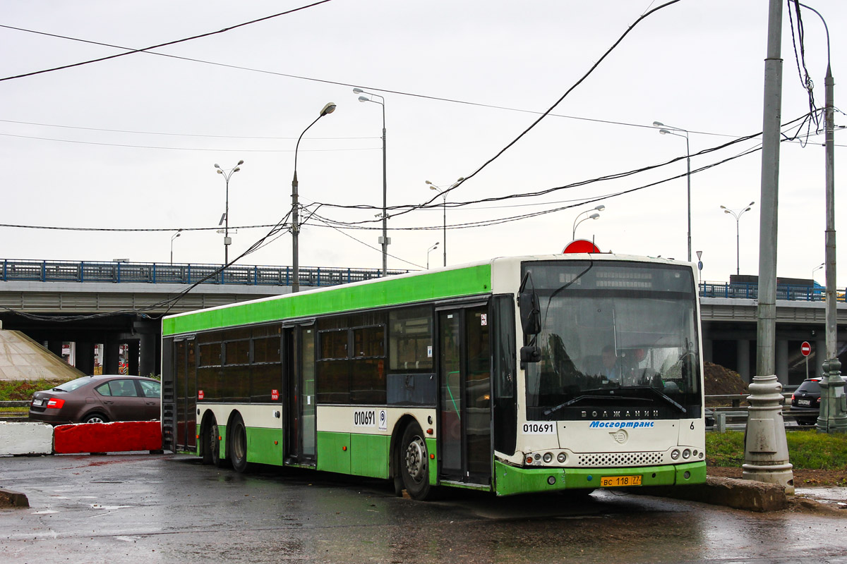 Москва, Волжанин-6270.06 