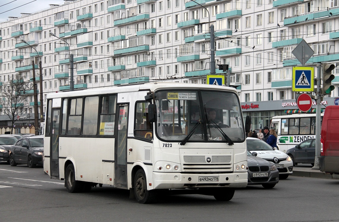 Санкт-Петербург, ПАЗ-320412-05 № 7823