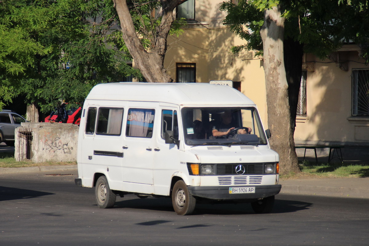 Одесская область, Mercedes-Benz T1 208D № BH 5926 AP