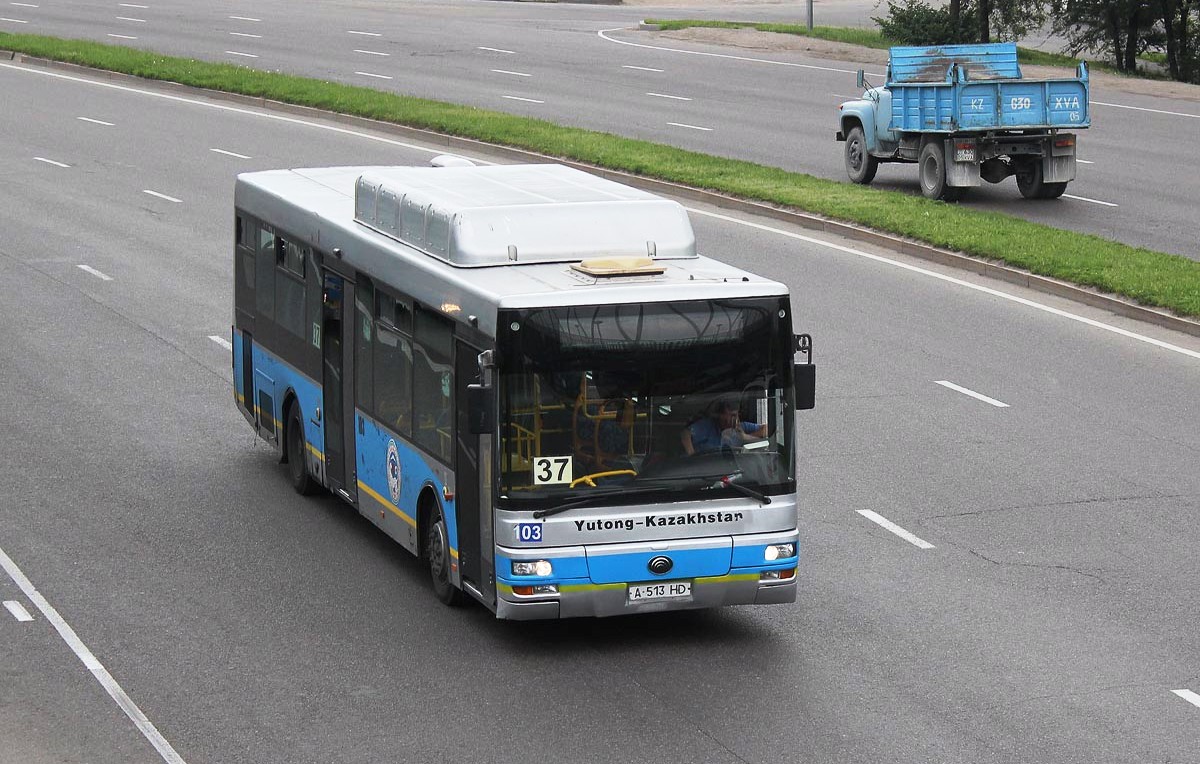 Алматы, Yutong ZK6120HGM № 103