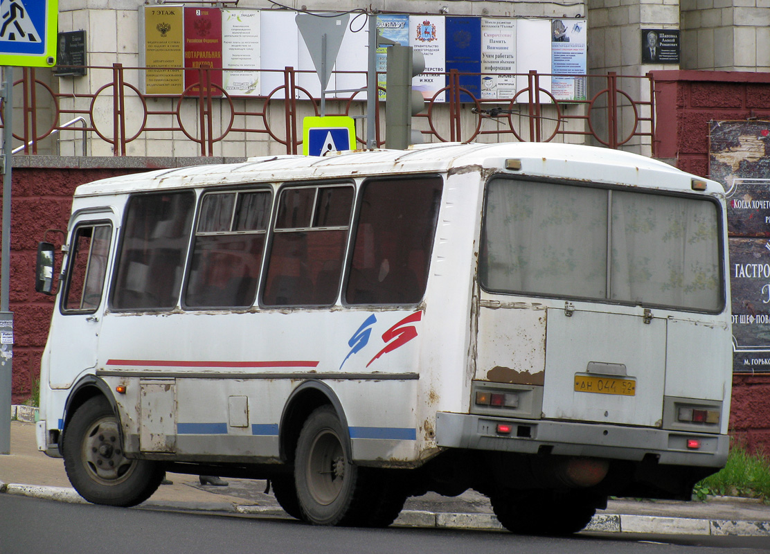 Нижегородская область, ПАЗ-3205-110 № АН 044 52