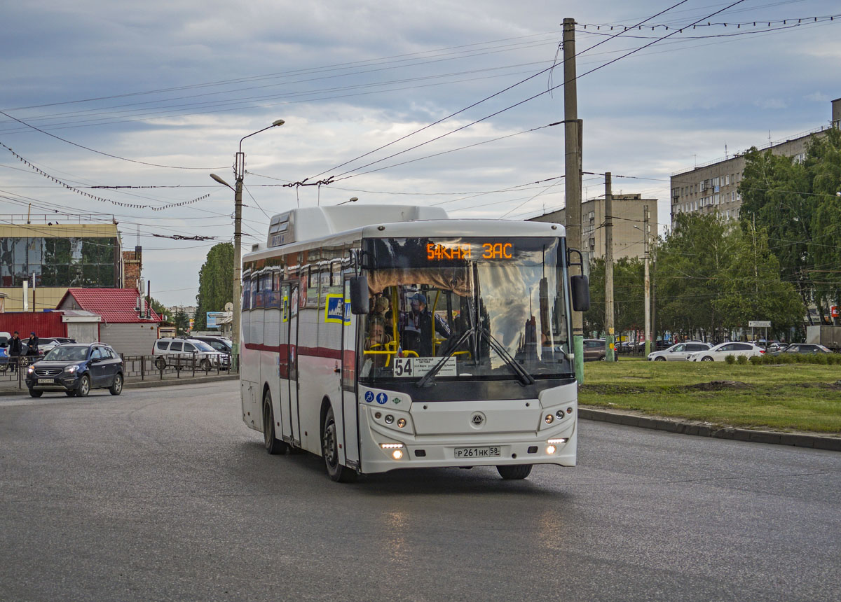 Пензенская область, КАвЗ-4270-70 № Р 261 НК 58