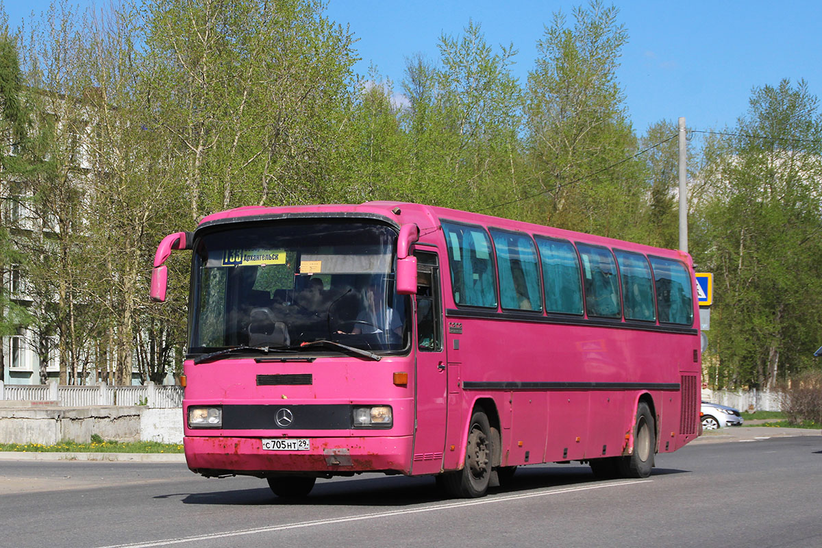 Архангельская область, Mercedes-Benz O303-15RHS Лидер № С 705 НТ 29