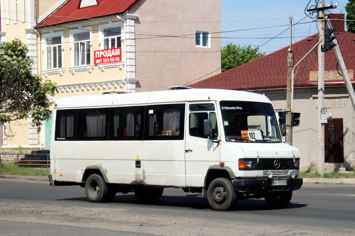 Odessa region, Mercedes-Benz T2 611D # BH 7570 EP — Photo — Bus Transport