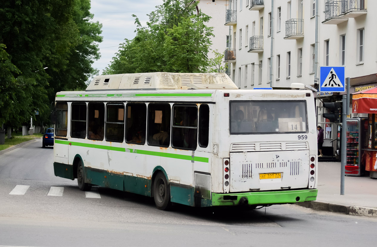 Новгородская область, ЛиАЗ-5256.57 № 959