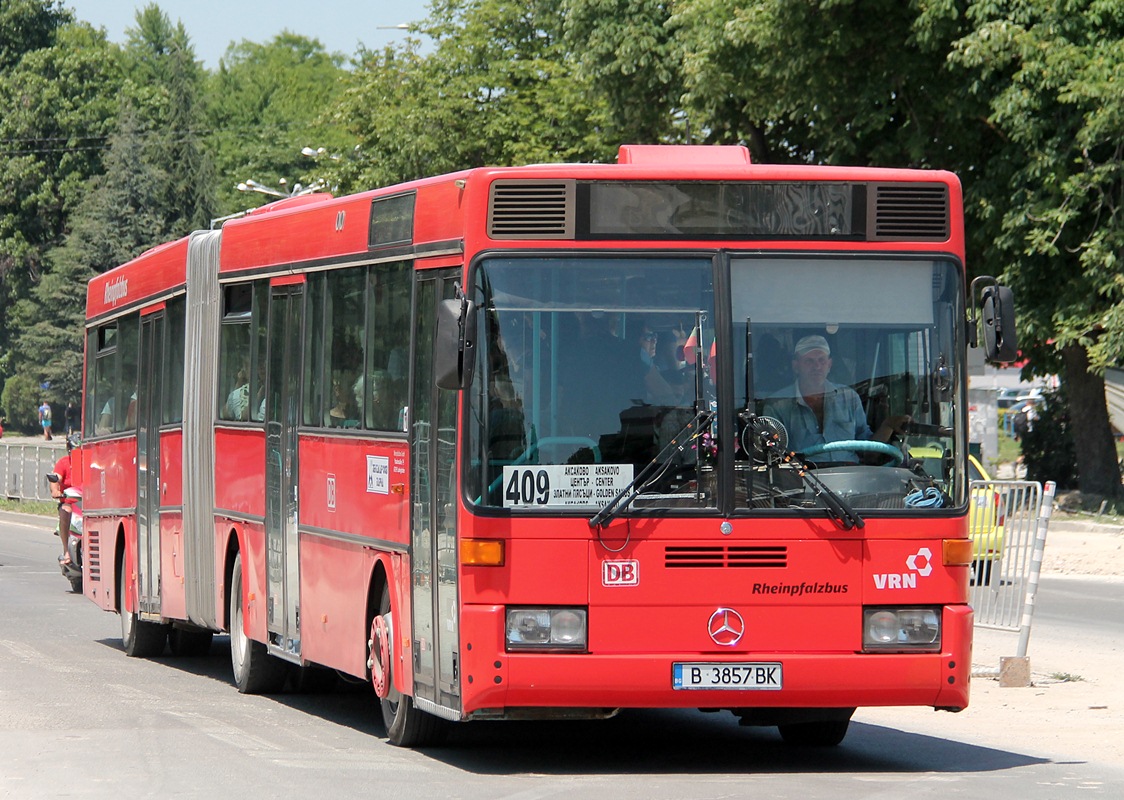 Bulgaria, Mercedes-Benz O405G # В 3857 ВК