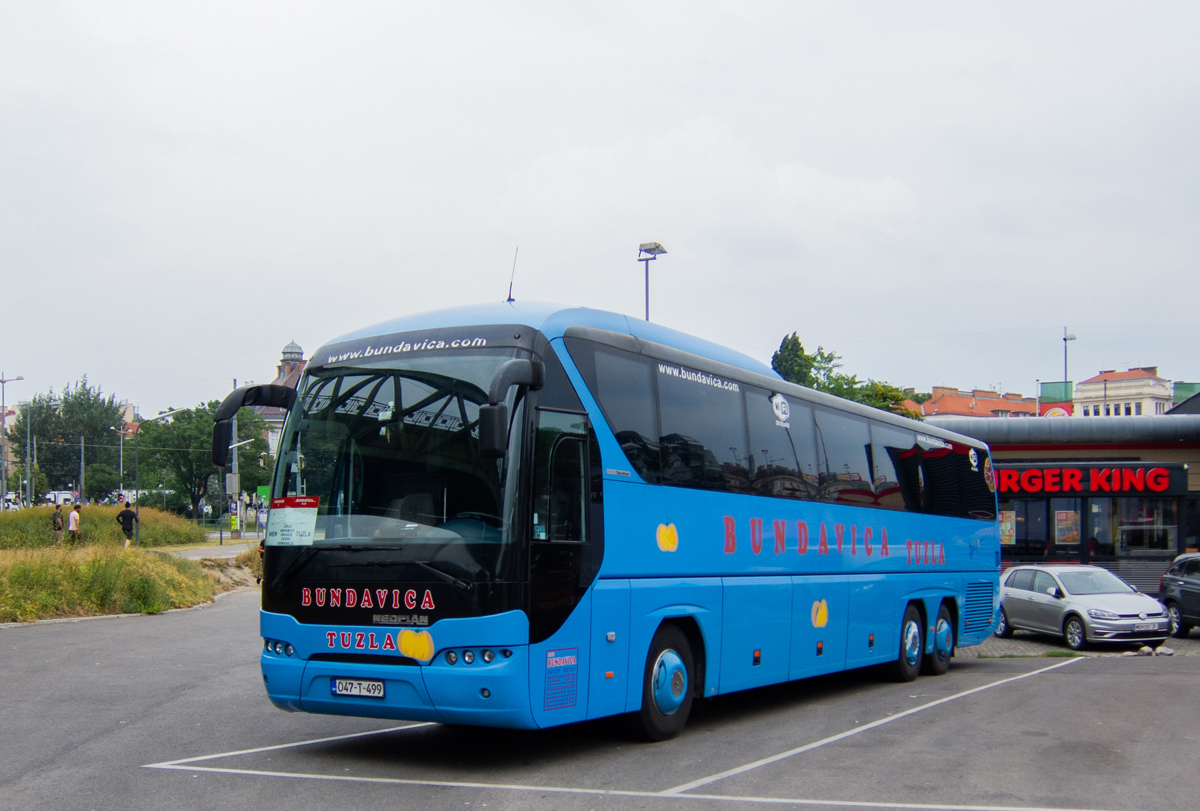 Bosnien und Herzegowina, Neoplan P22 N2216/3SHDL Tourliner L Nr. O47-T-499