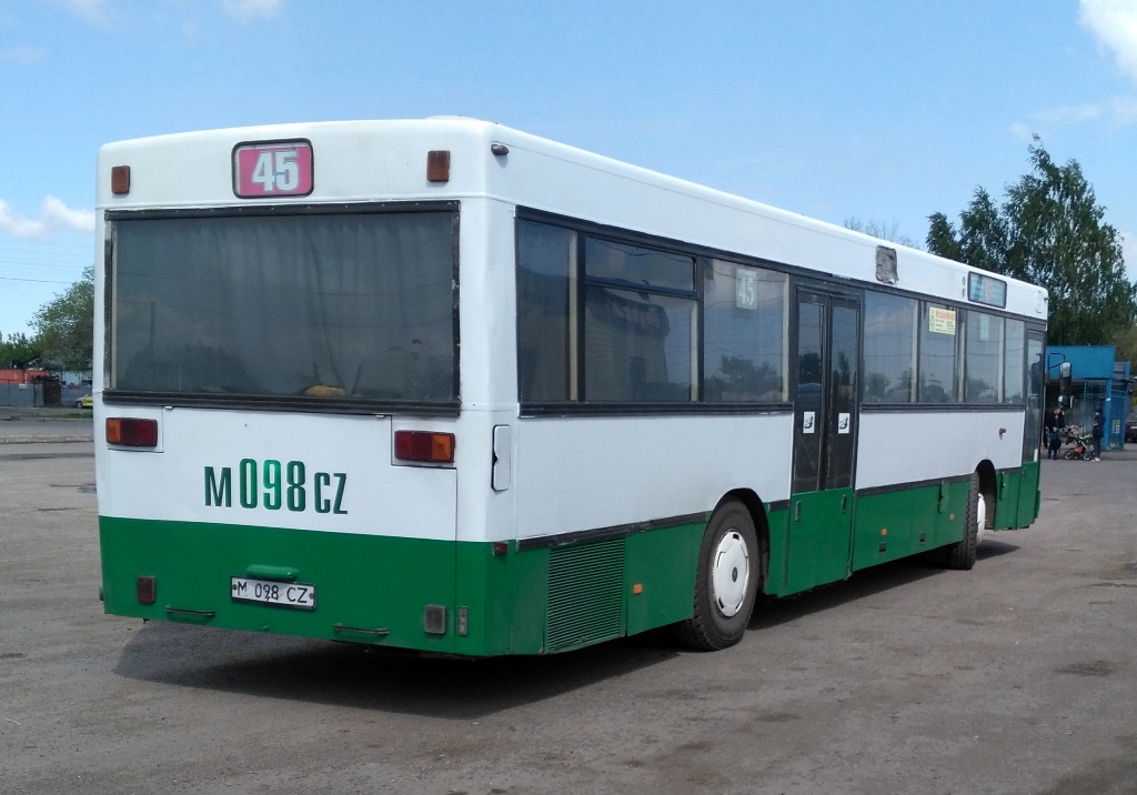 Карагандинская область, MAN 888 SÜ242 № M 098 CZ