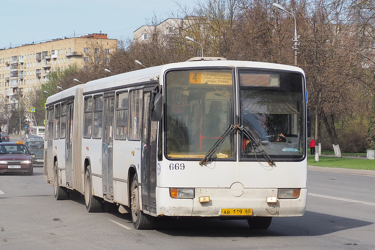 Псковская область, Mercedes-Benz O345G № 669