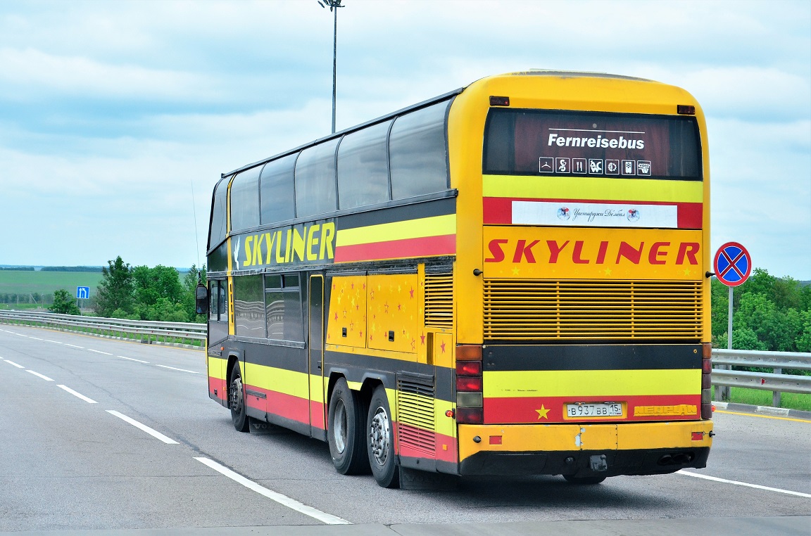 Северная Осетия, Neoplan N122/3L Skyliner № В 937 ВВ 15