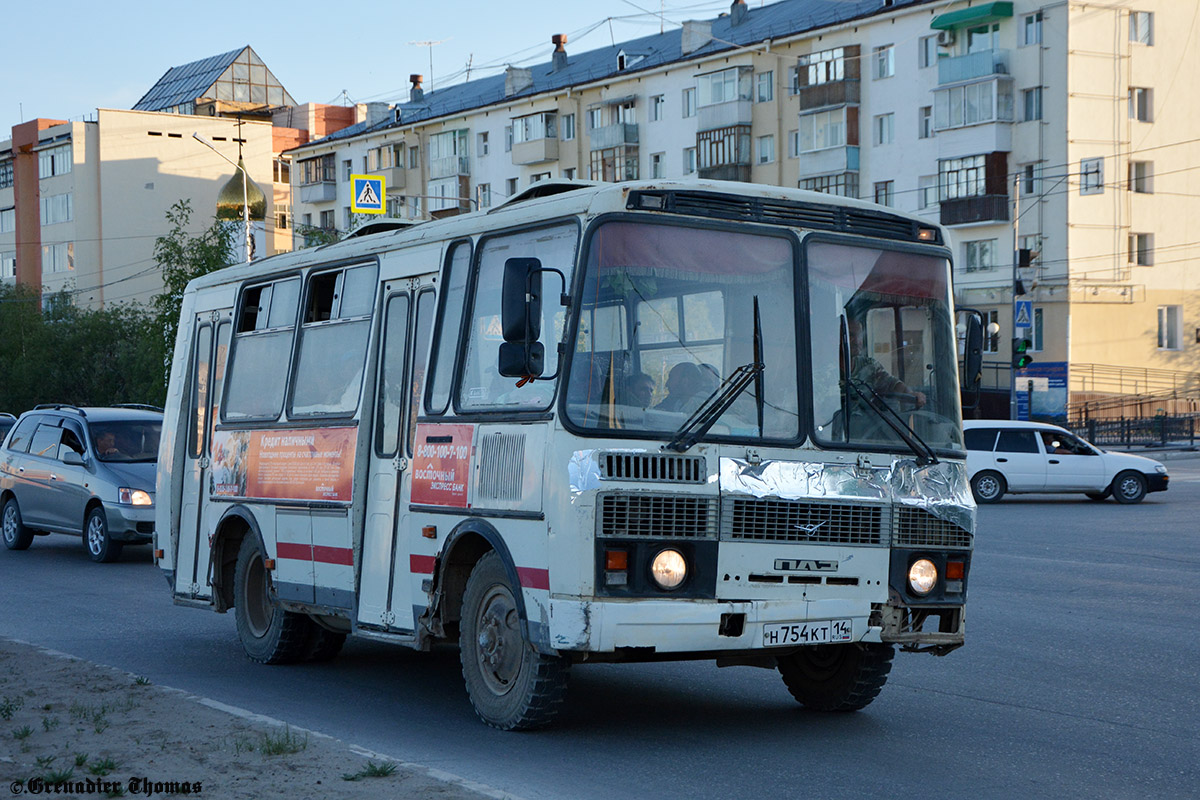 Саха (Якутия), ПАЗ-32051-110 № Н 754 КТ 14