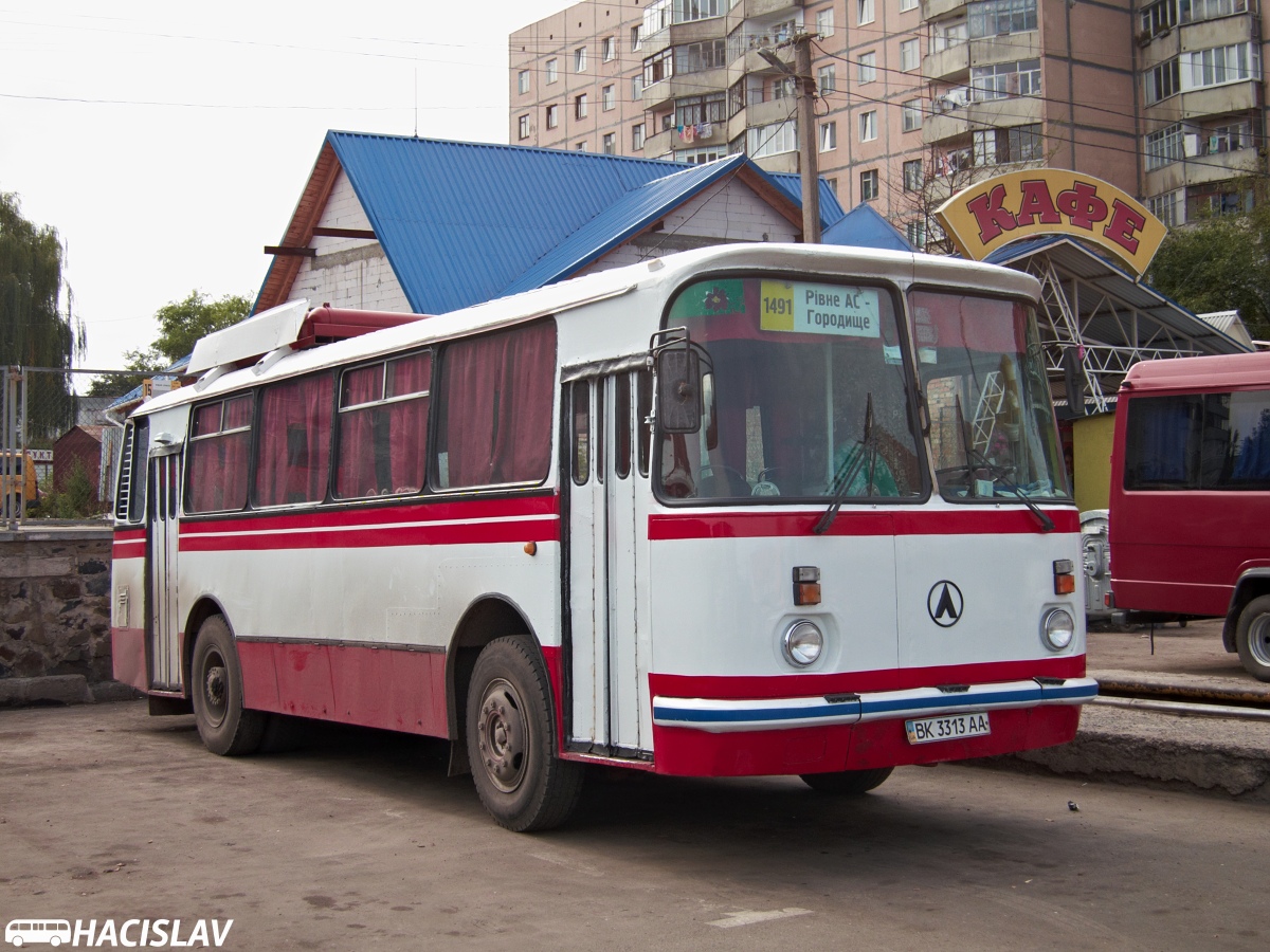 Ровненская область, ЛАЗ-695Н № BK 3313 AA