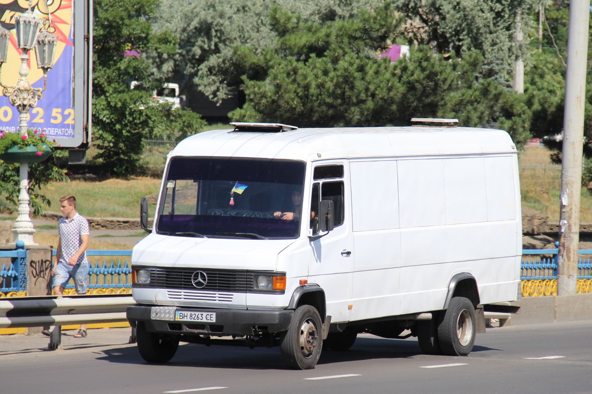 Одесская область, Mercedes-Benz T2 711D № BH 8263 CE