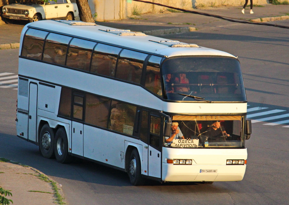 Одесская область, Neoplan N122/3 Skyliner № BH 5688 HK