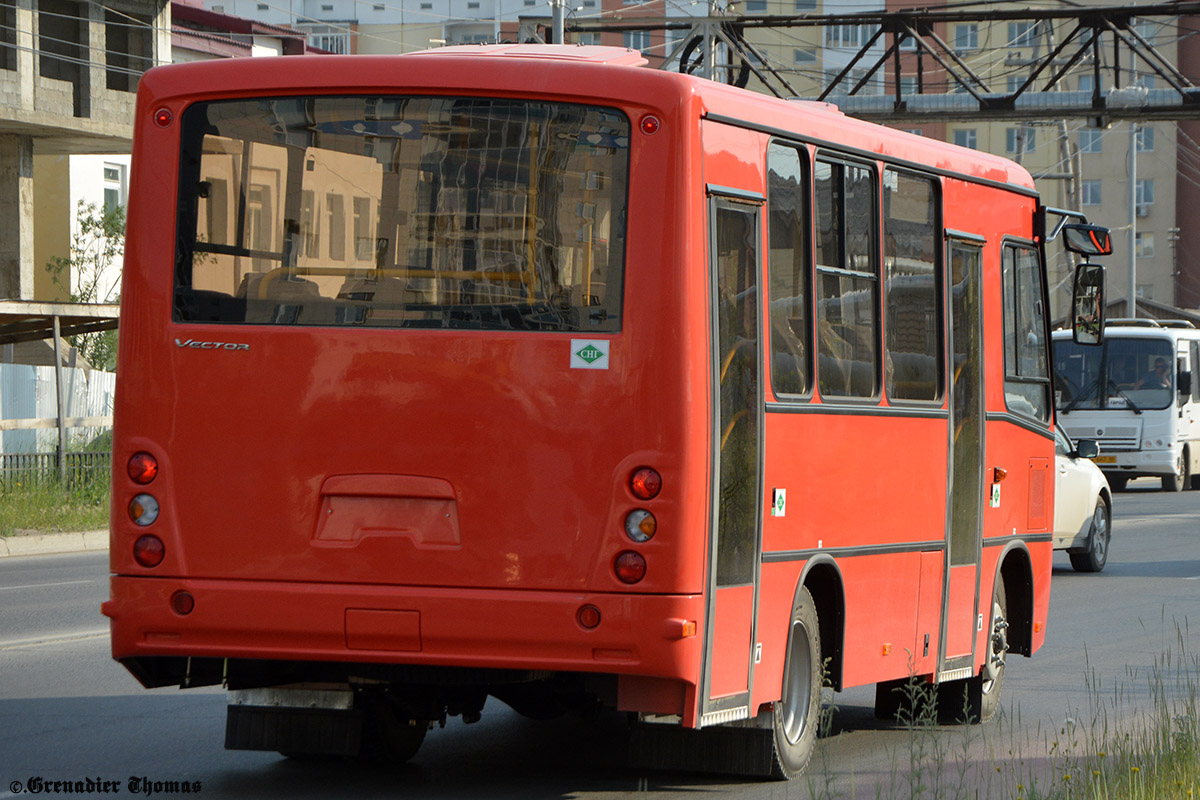 Саха (Якутия), ПАЗ-320302-22 "Вектор" № УХ 325 77