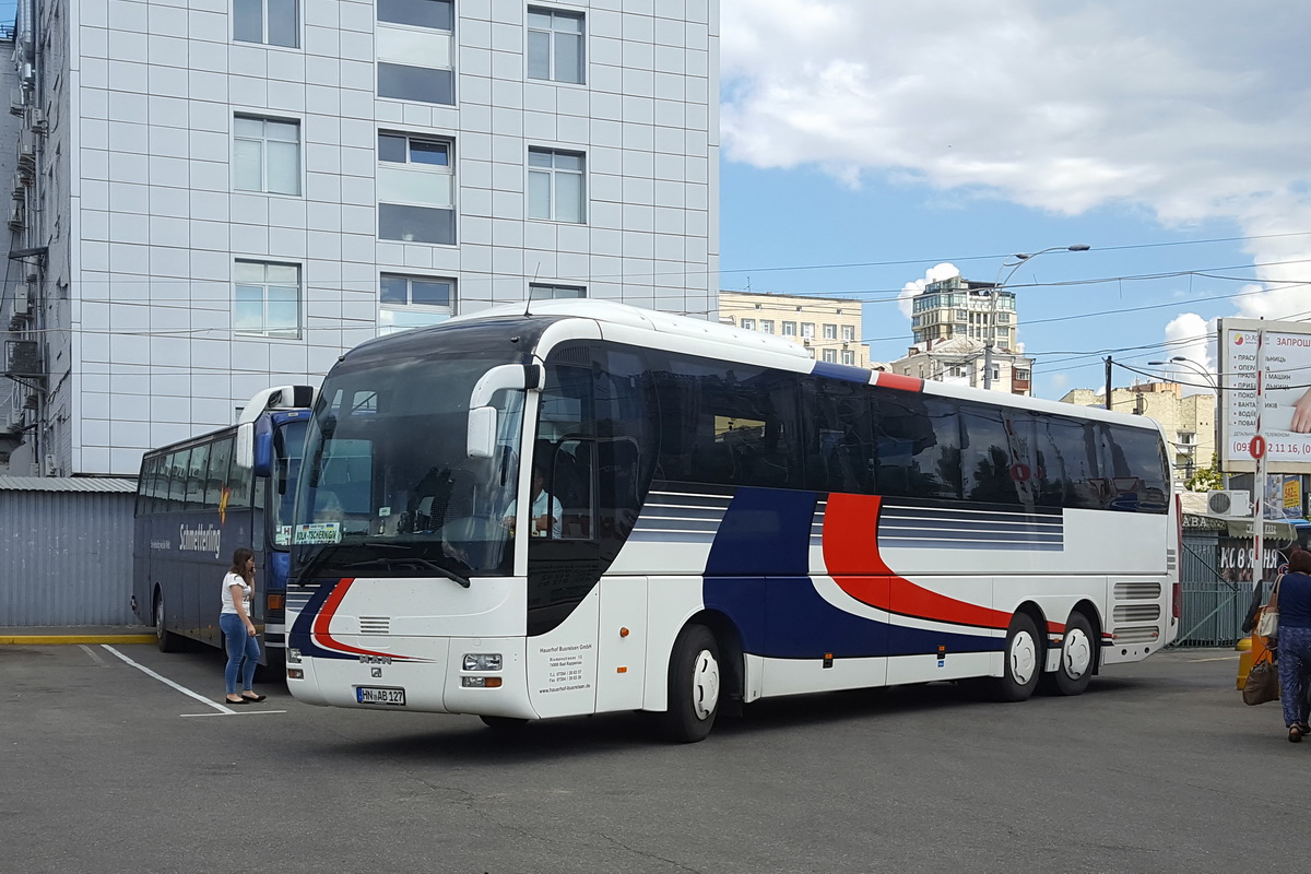 Баден-Вюртемберг, MAN R09 Lion's Coach C RHC444 C № HN-AB 127